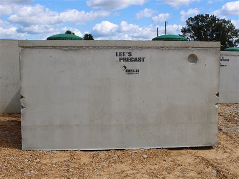 1000 gallon precast concrete septic tank